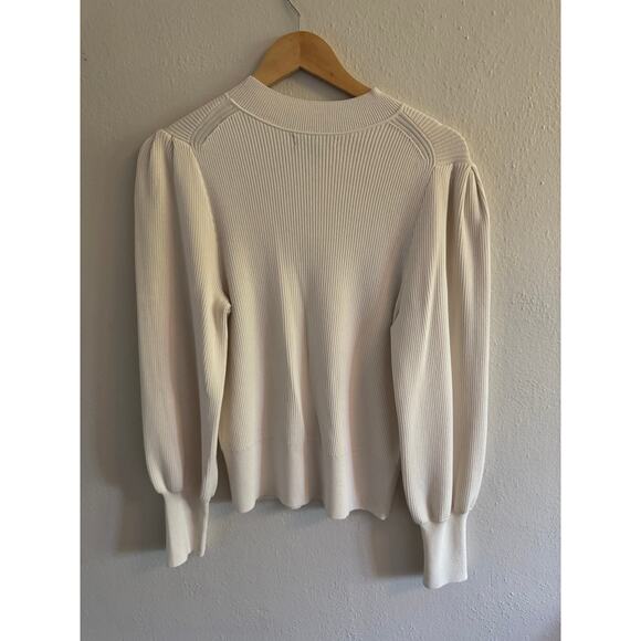 Banana Republic cream sweater - Picture 3 of 5